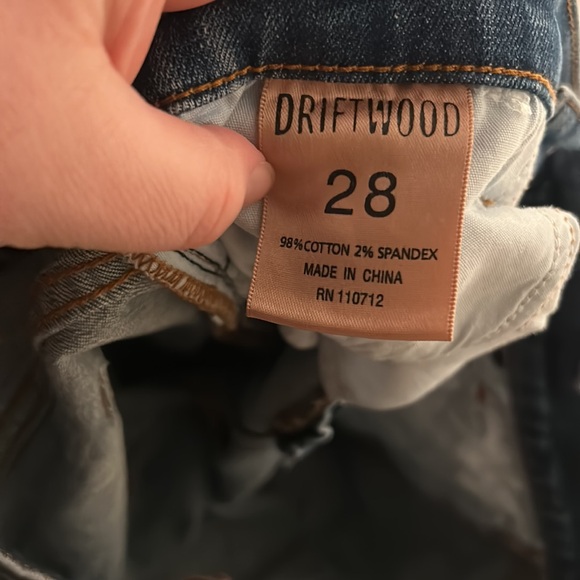 Driftwood Beau Floral Embroidered Jeans size 28 - Picture 5 of 5